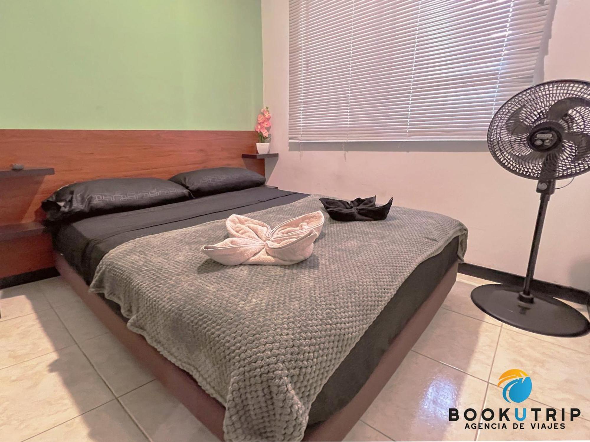 2km Parque Del Cafe Bookutrip - 311-227-59-73 Apartment Montenegro