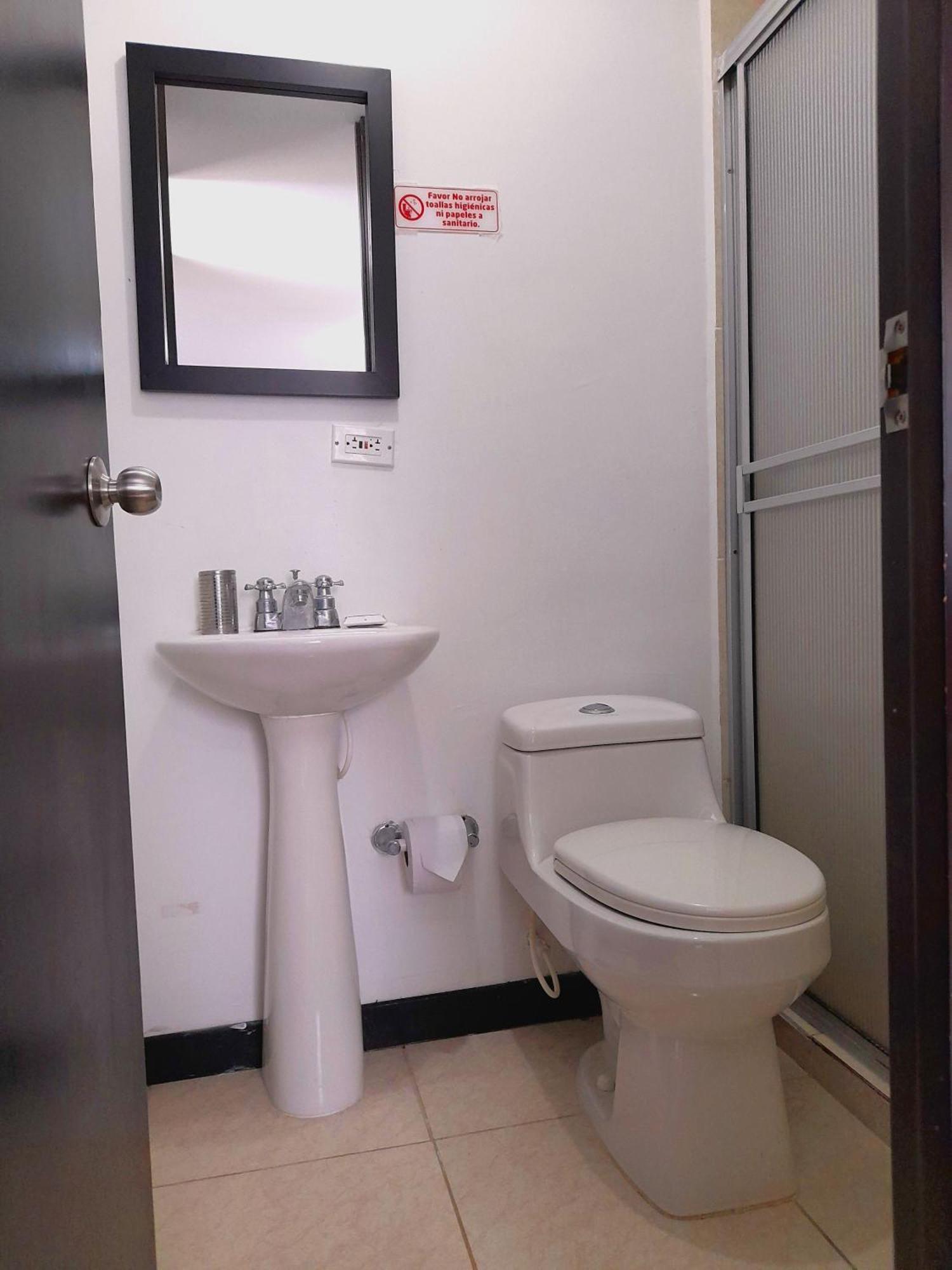 2km Parque Del Cafe Bookutrip - 311-227-59-73 Apartment Montenegro